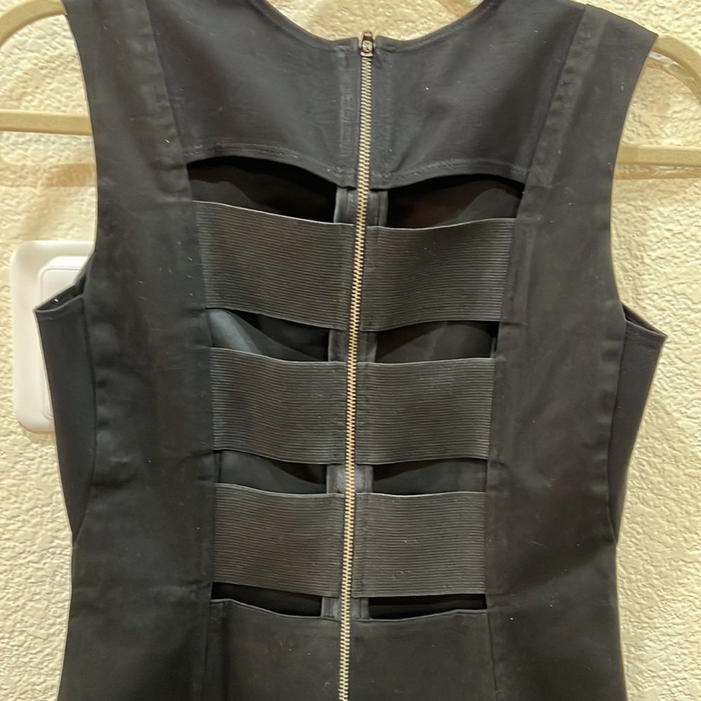 Mason my Michelle Mason Cotton Twill Cut-Out Rectangles on back of the dress.